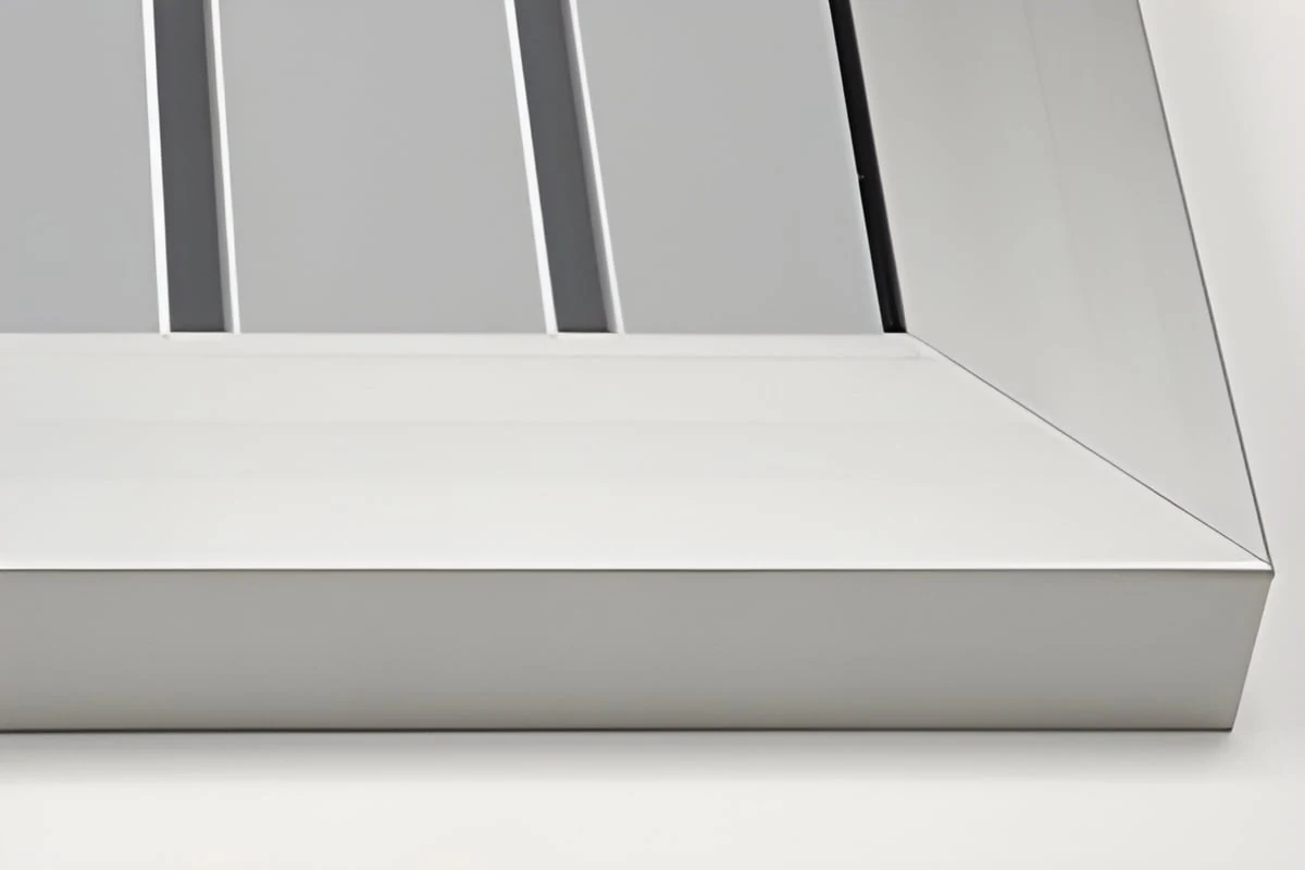 Zaštitna vrata sa panelom od punog aluminijumskog lima